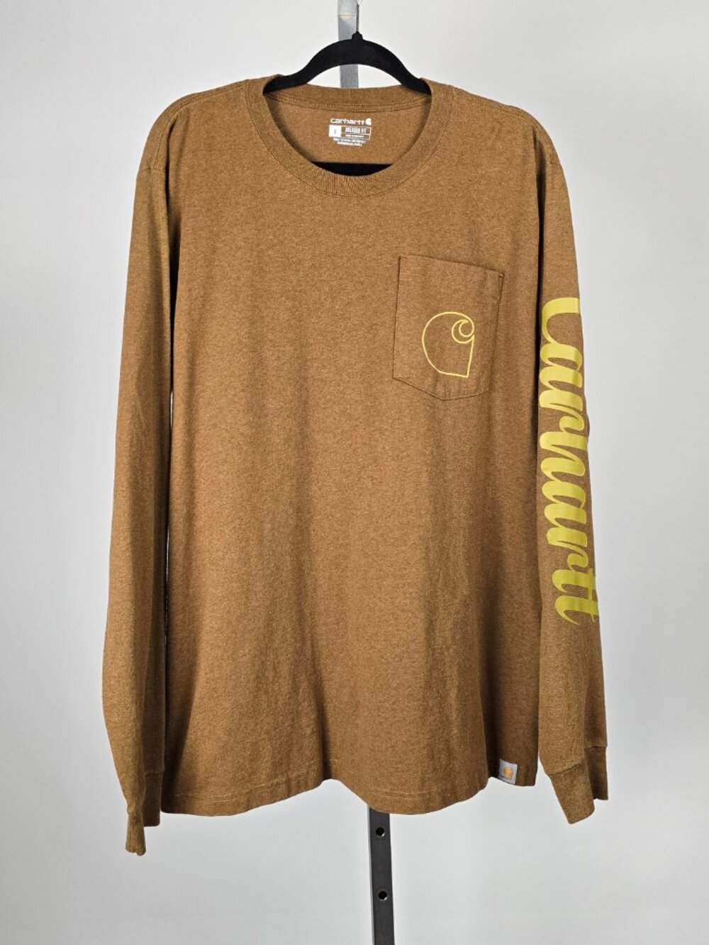 Carhartt K126 Relaxed Fit Long Sleeve Pocket Tee — Carhartt Brown Size L